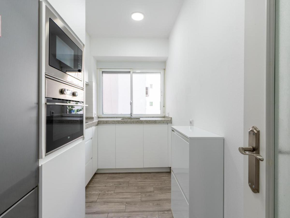 Holi-Rent Padre Isla Apartment Seville Exterior photo