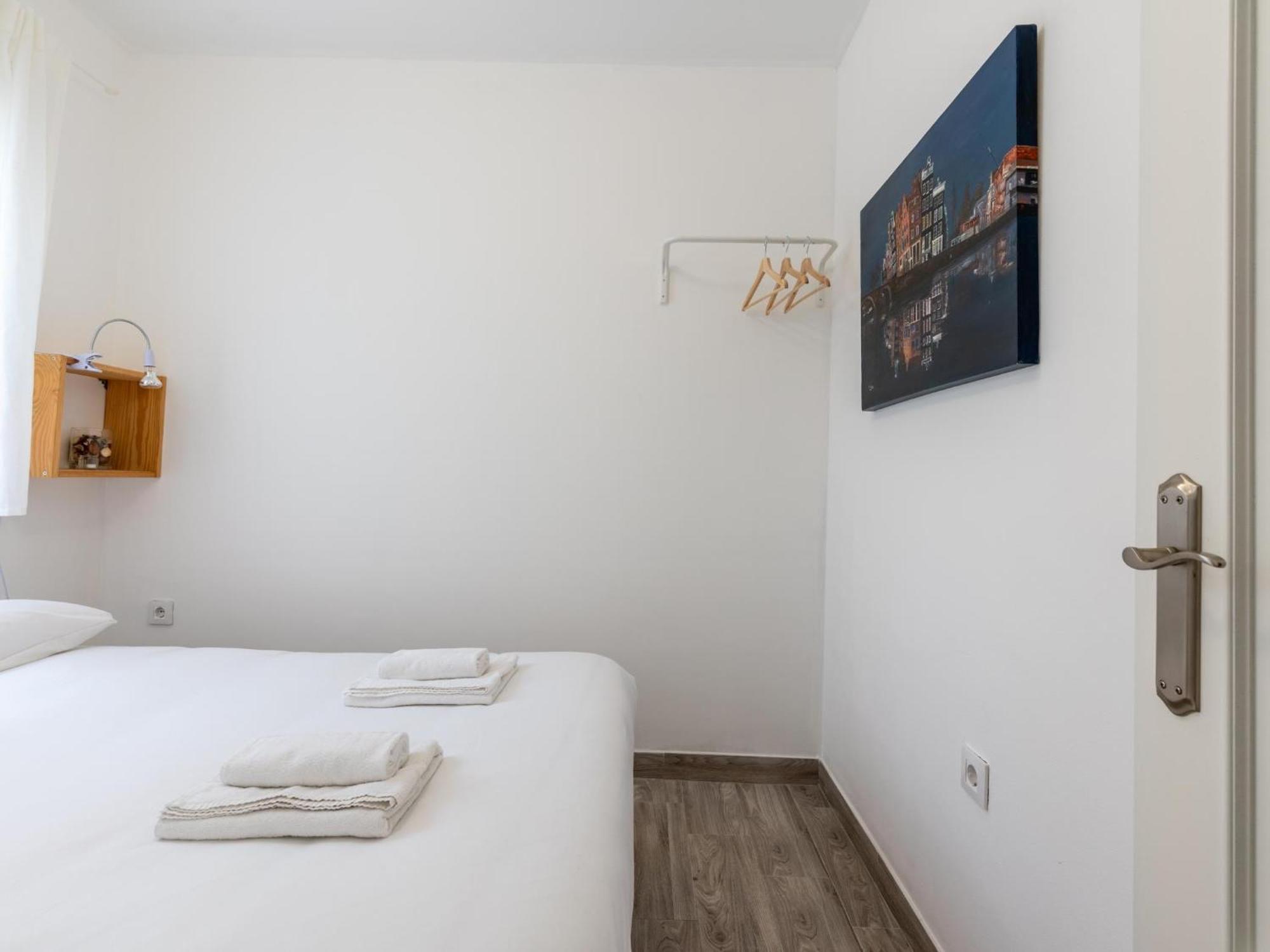 Holi-Rent Padre Isla Apartment Seville Exterior photo